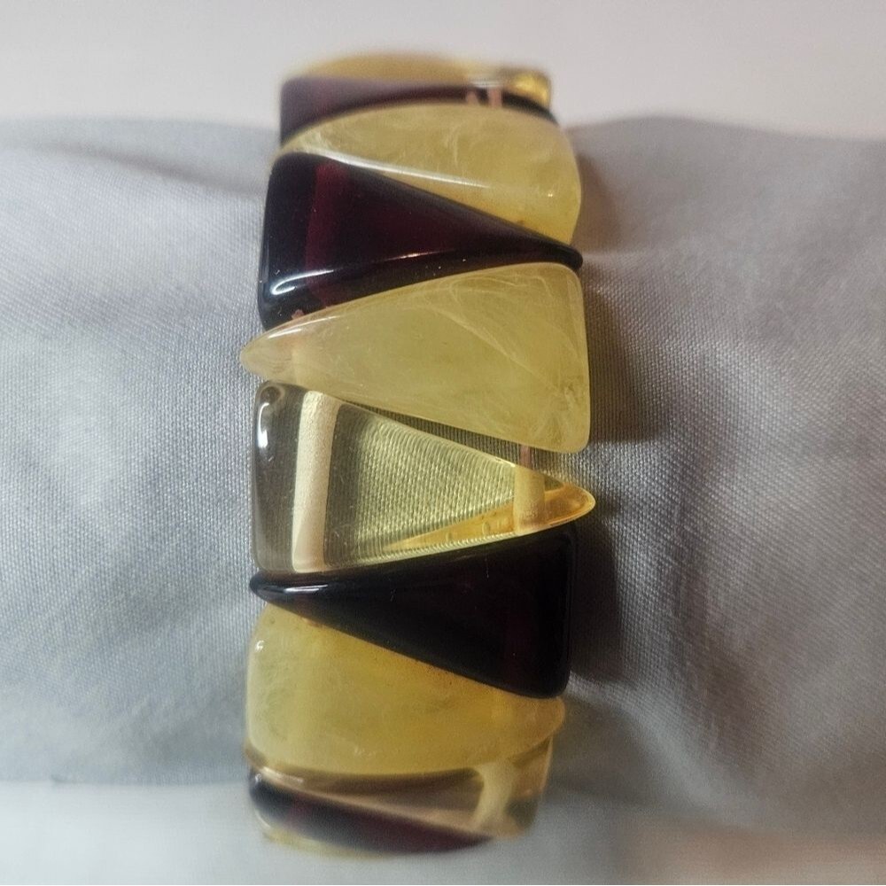 Vintage Amber Acrylic Plastic Stretch Bracelet 90s